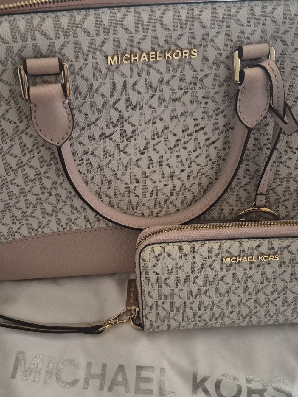 Michael Kors Beige Taupe Signature Tote with Matching Wristlet
